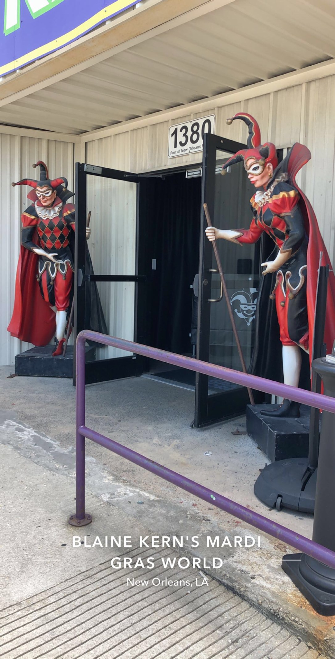 5687D792-08AB-4139-BF25-66245960D53B